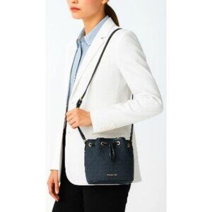 Michael Kors MK Signature Blue Bucket Bag Designer Logo Tote Gold Hardware